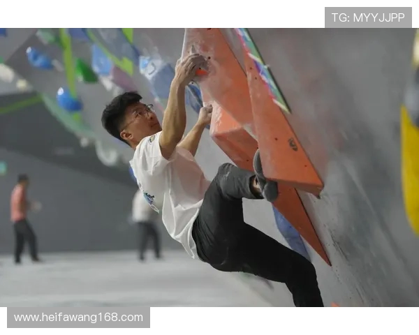 成都攀岩队的蜕变与成长：探索攀岩联赛的新机遇与挑战